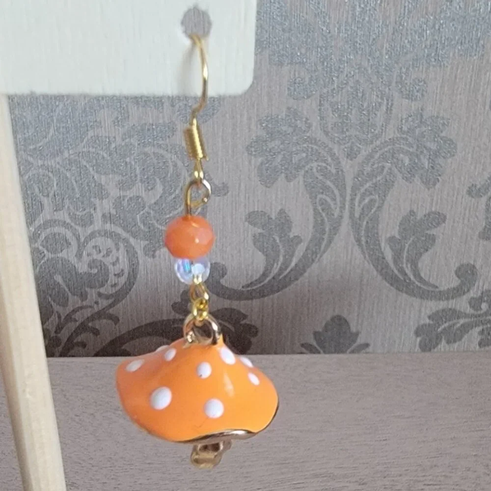 Orange Mushroom Earrings - Picture 4 of 4